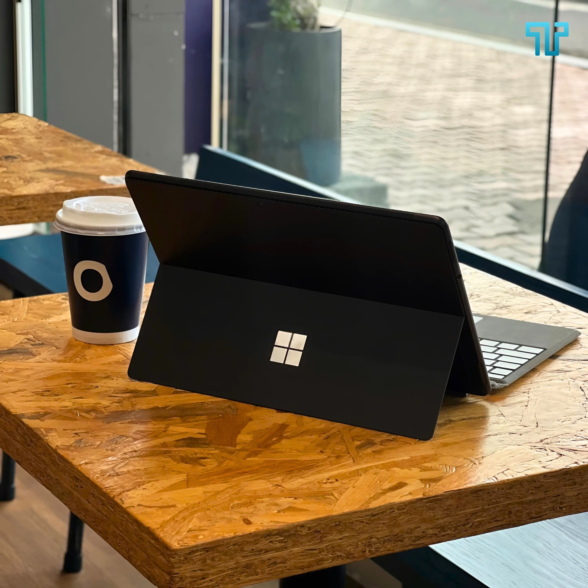 màn hình các dòng Surface Pro